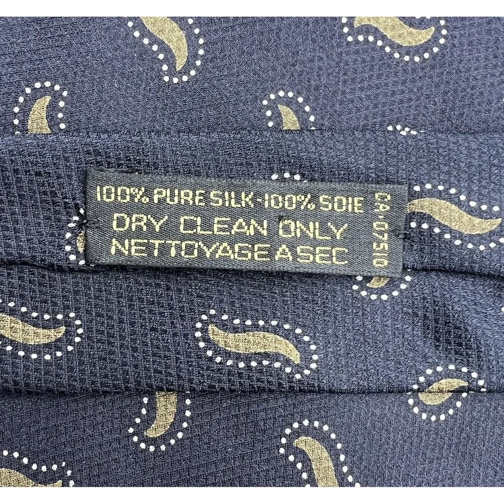 Vintage Giorgio Armani Cravatte Tie Black Gold Paisley Made In Italy 100% Silk